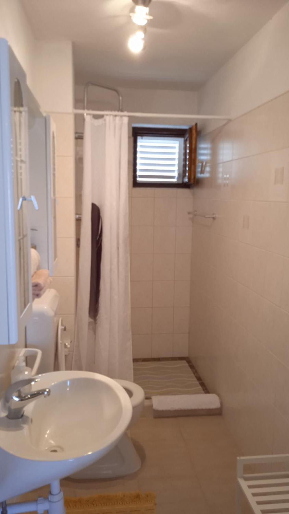 Apartments Postira Brac Экстерьер фото